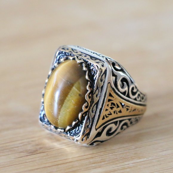 Grand Bazaar Jewelers Other - 925 Sterling Silver Men's Ring with Tiger Eye -Super Elegant